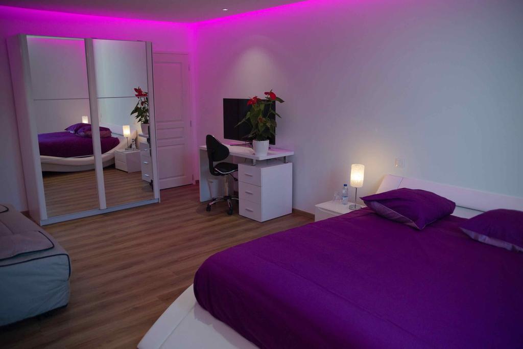 Bed and Breakfast Moulin Des Tours Barbaste Exterior foto